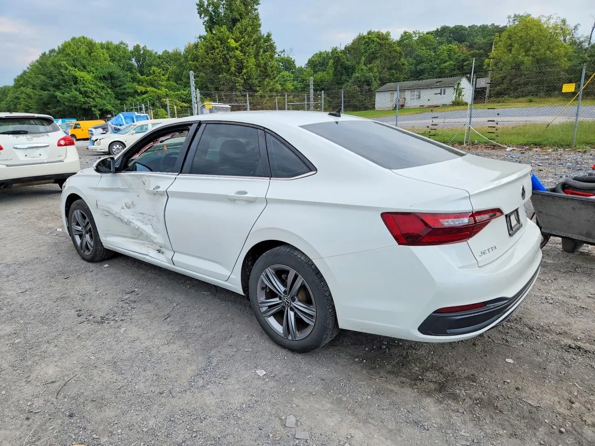 VOLKSWAGEN JETTA SE 2023