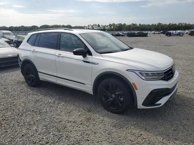 VOLKSWAGEN TIGUAN SE 2024