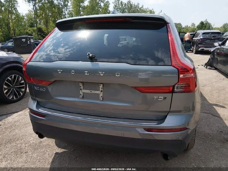 VOLVO XC60 T5 MOMENTUM 2018
