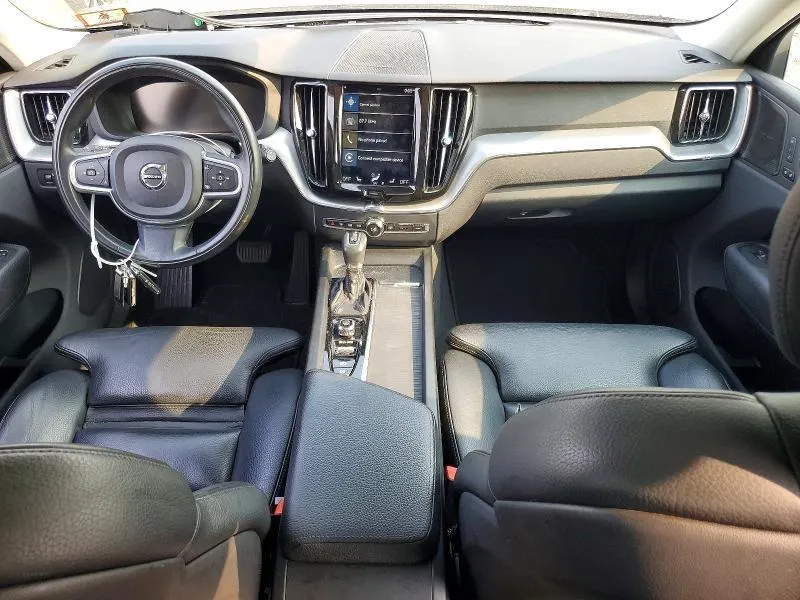 VOLVO XC60 T5 2019