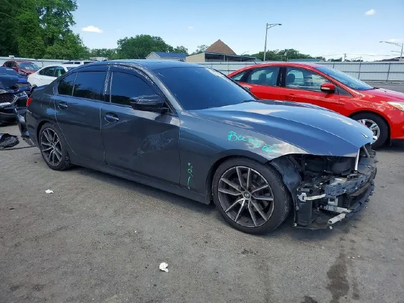 BMW 330XI 2019