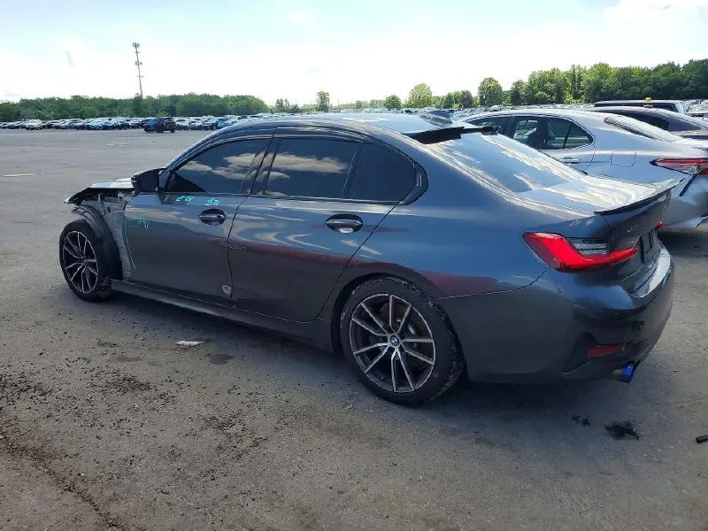 BMW 330XI 2019