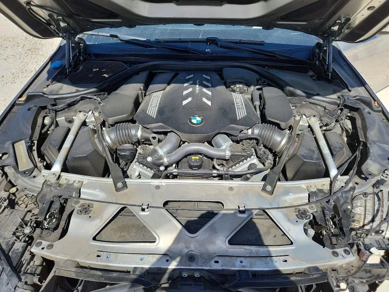 BMW 750 XI 2021