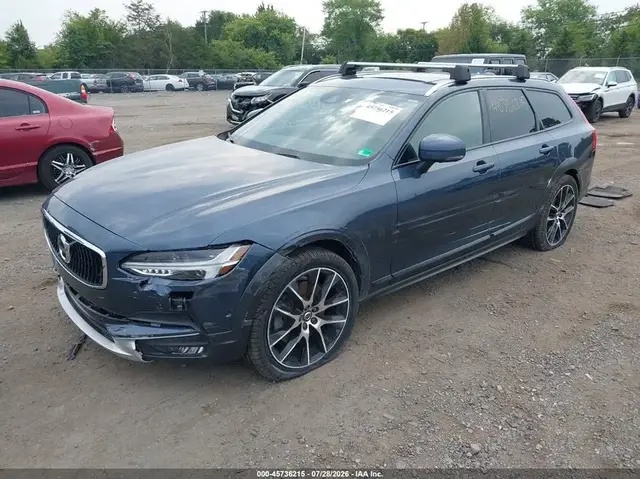 VOLVO V90 CROSS COUNTRY T6 2018