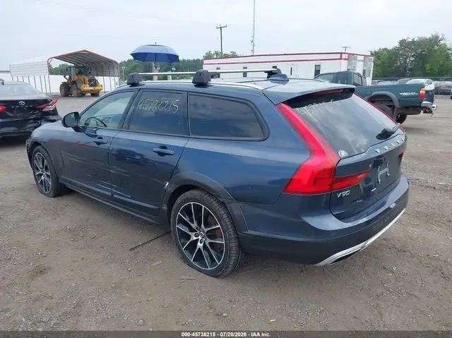 VOLVO V90 CROSS COUNTRY T6 2018