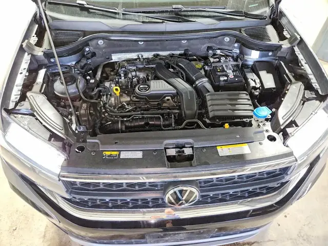 VOLKSWAGEN TAOS SE 2023