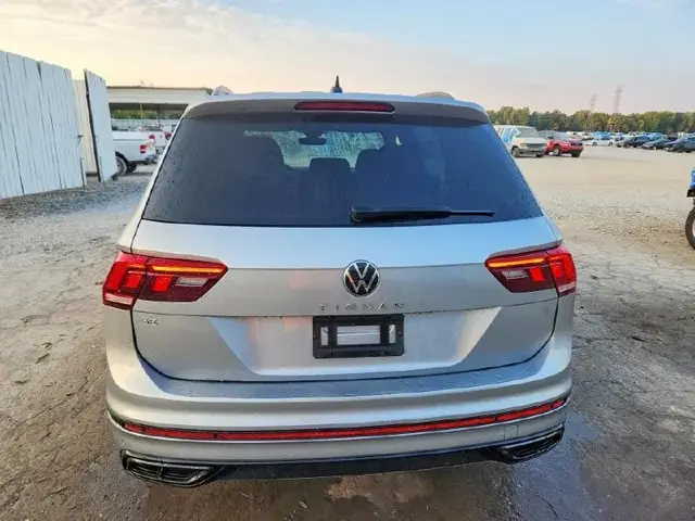 VOLKSWAGEN TIGUAN SE 2023