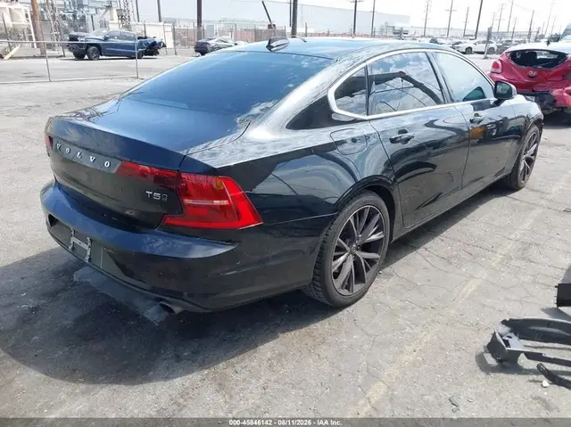 VOLVO S90 T5 MOMENTUM 2018