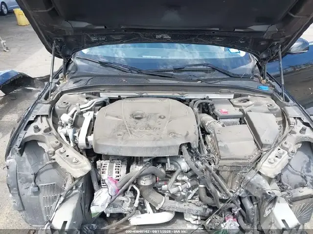 VOLVO S90 T5 MOMENTUM 2018