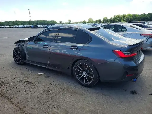 BMW 330XI 2019