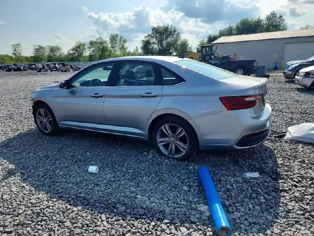 VOLKSWAGEN JETTA SE 2024
