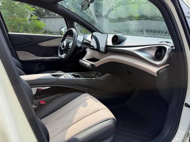 BYD DOLPHIN 2025