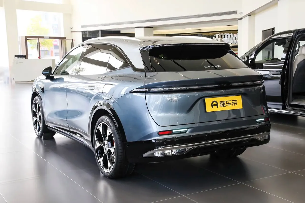 ZEEKR 7X AWD ULTRA EDITION 2026