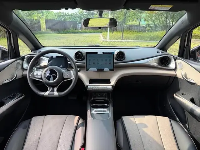 BYD DOLPHIN 2025