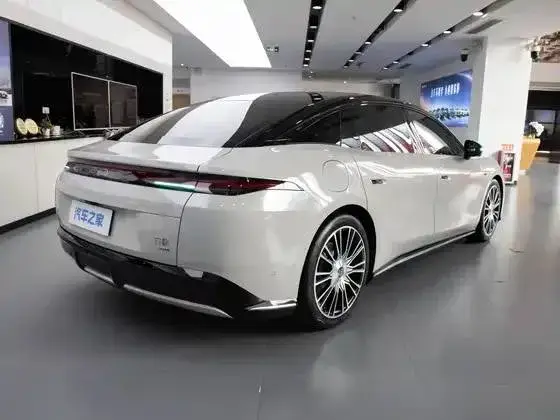 BYD DA HAN 2WD FLAGSHIP 2026