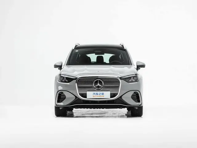 MERCEDES-BENZ GLC 2026