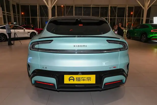 XIAOMI YU7 2025