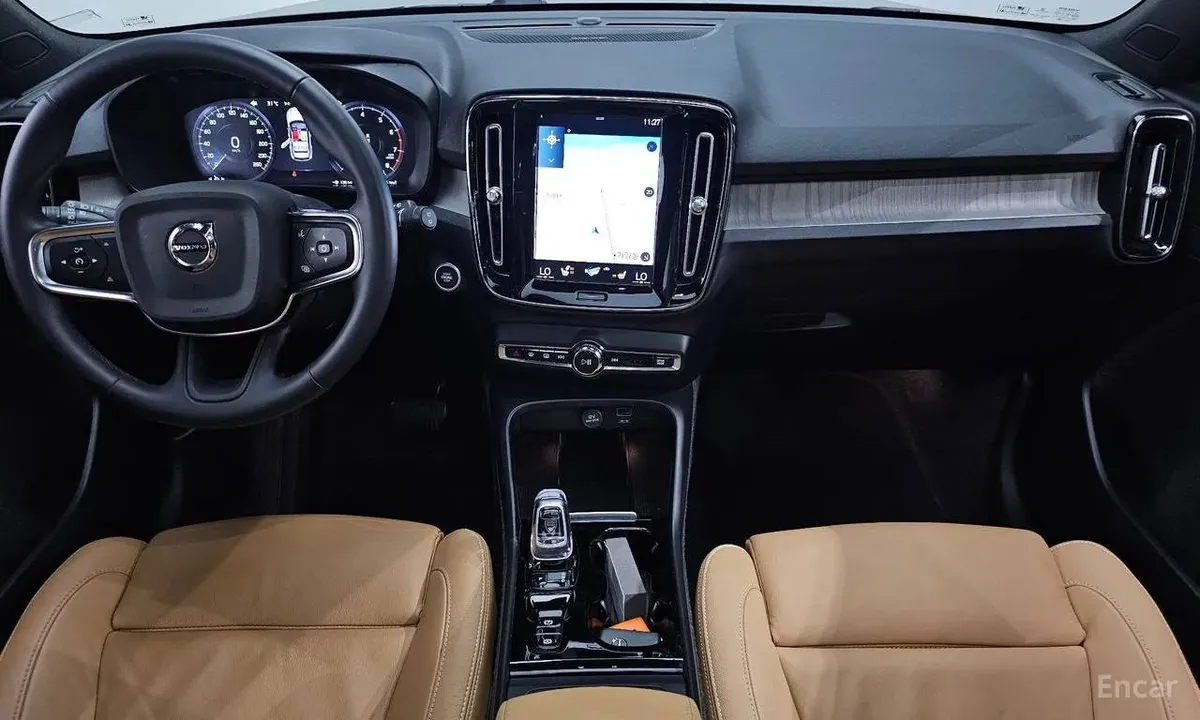 VOLVO XC40 B4 2022