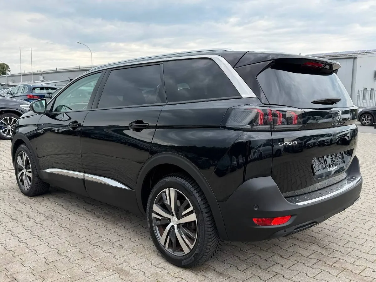 PEUGEOT 5008 ALLURE 1 2022