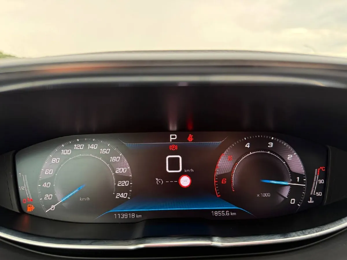 PEUGEOT 5008 ALLURE 1 2022