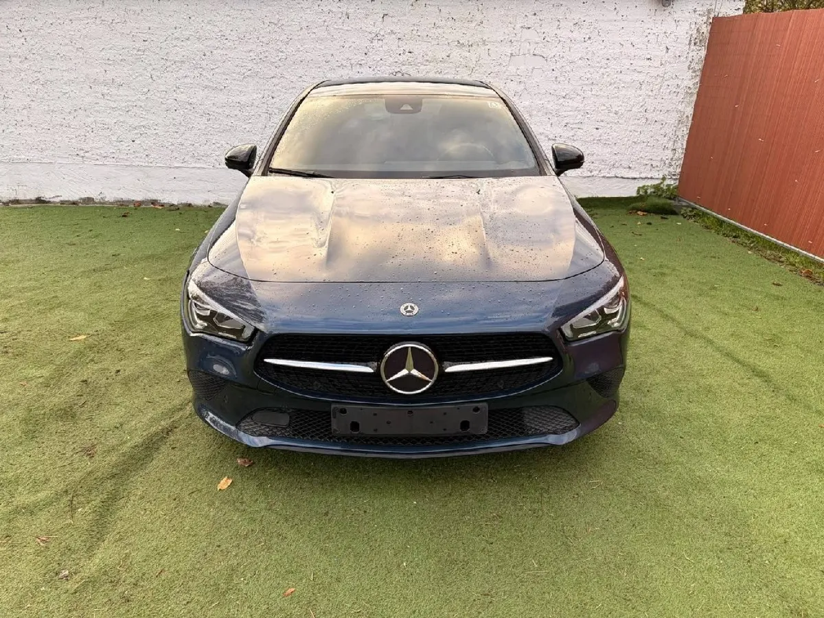 MERCEDES-BENZ CLA 180 2022