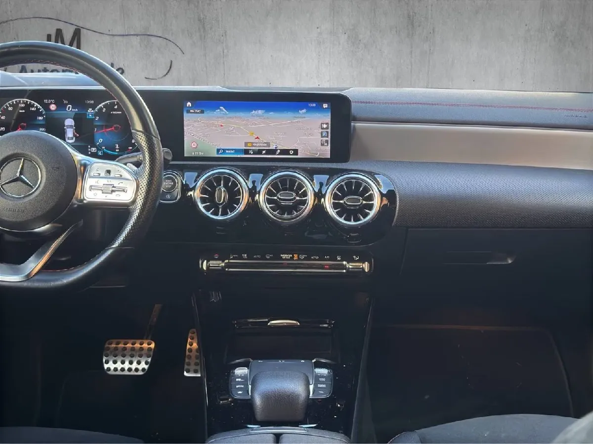 MERCEDES-BENZ CLA 180 AMG LINE 2022