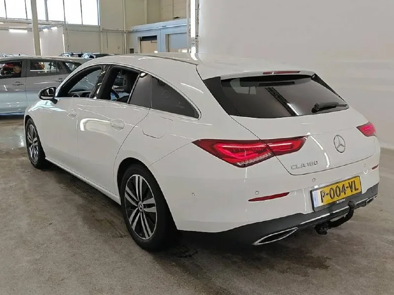 MERCEDES-BENZ CLA SHOOTING BRAKE 180 2022
