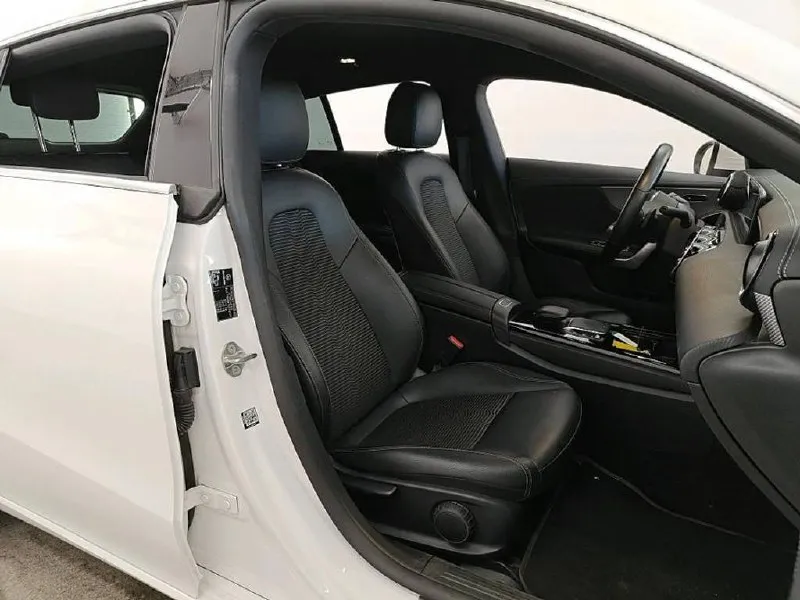 MERCEDES-BENZ CLA SHOOTING BRAKE 180 2022
