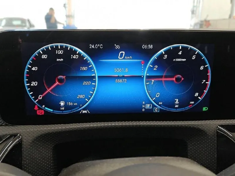 MERCEDES-BENZ CLA SHOOTING BRAKE 180 2022