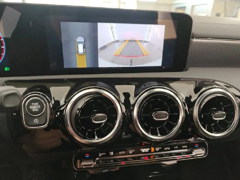 MERCEDES-BENZ CLA SHOOTING BRAKE 180 2022
