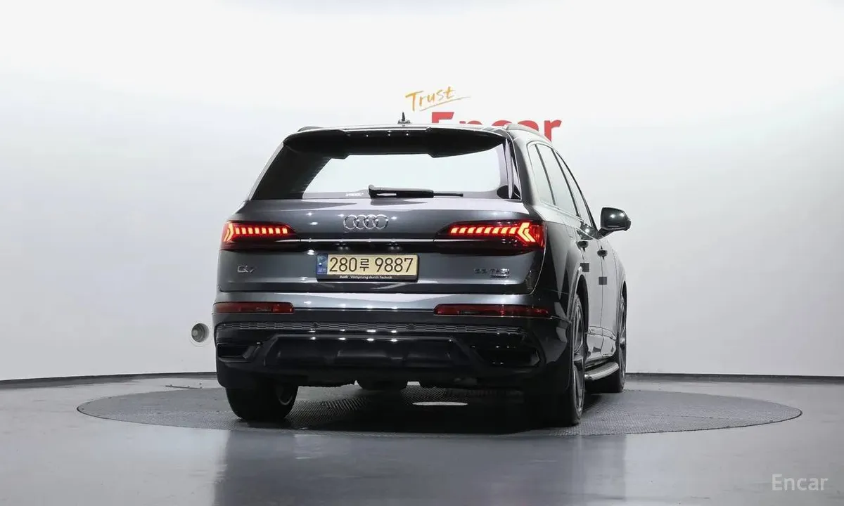AUDI Q7 55 TFSI QUATTRO 2022