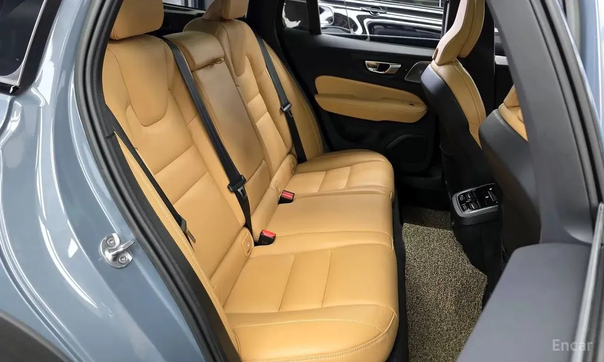 VOLVO V60 B5 AWD 2022