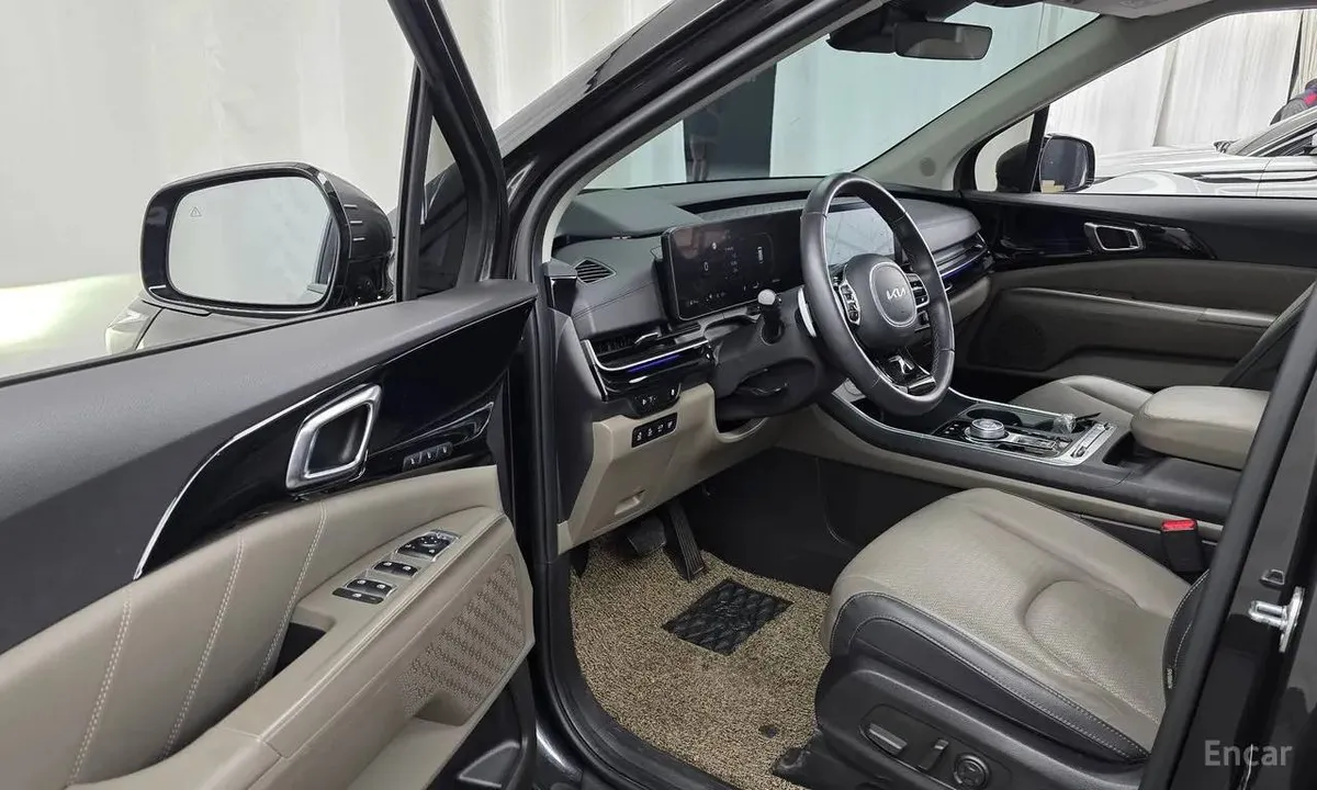 KIA CARNIVAL GRAVITY 2023