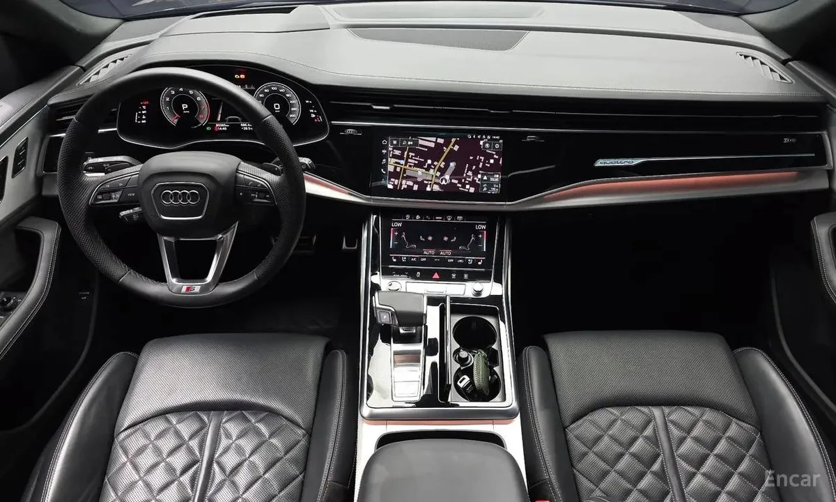 AUDI Q8 55 TFSI 2022