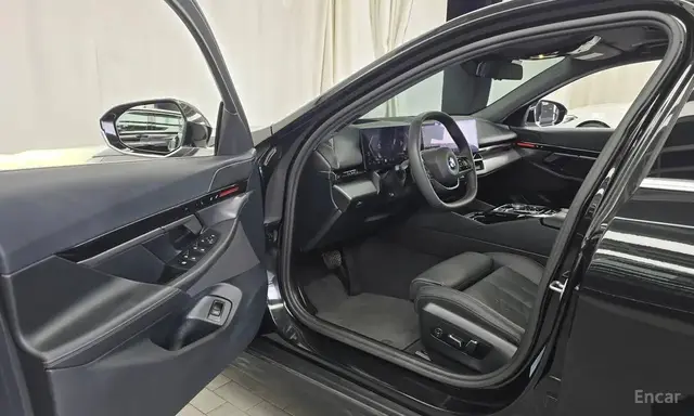 BMW 520I 2023