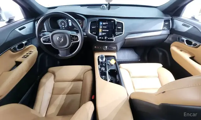 VOLVO XC90 B6 2022