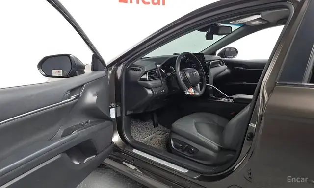 TOYOTA CAMRY 2022