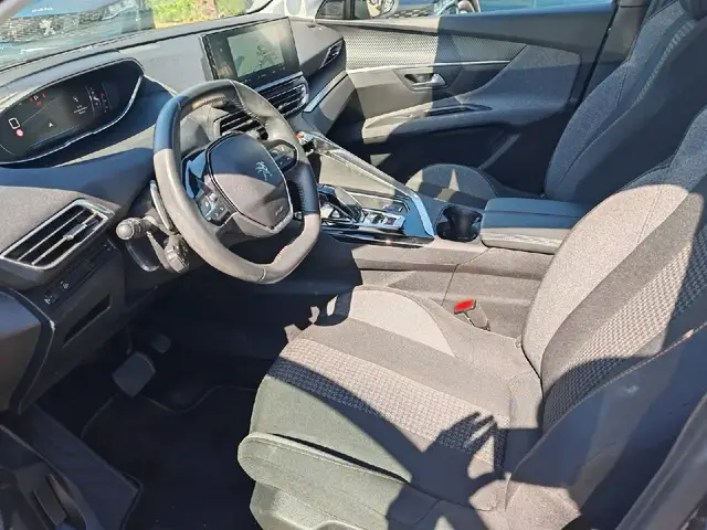 PEUGEOT 3008 2022