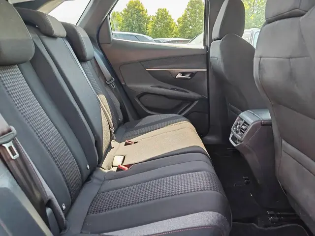 PEUGEOT 3008 2022