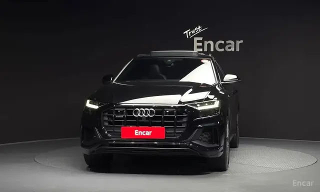AUDI Q8 55 TFSI 2022