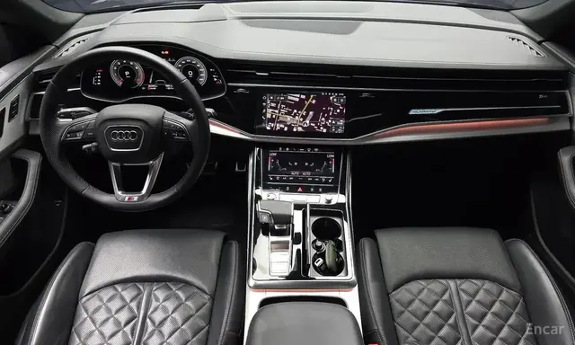 AUDI Q8 55 TFSI 2022
