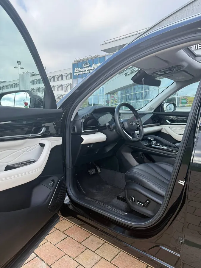 GEELY MONJARO 2023