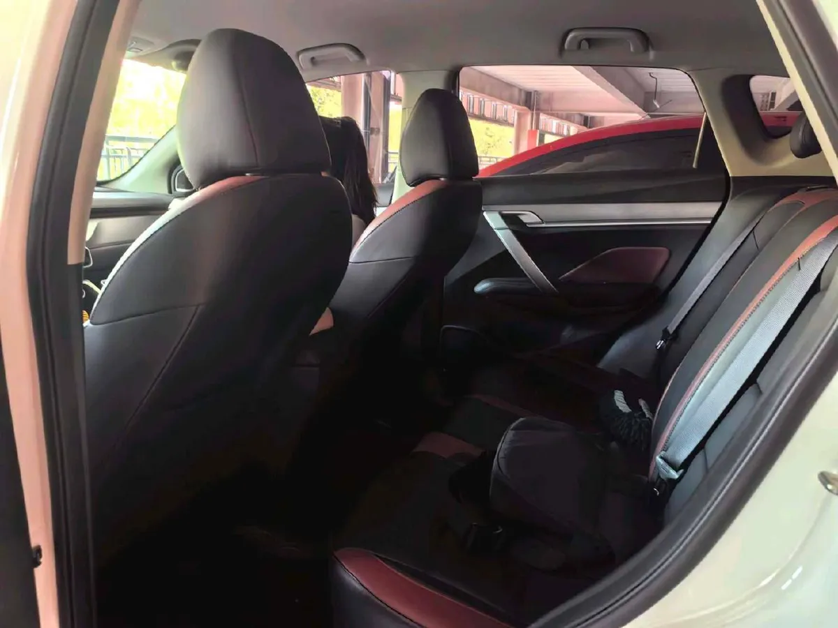 GEELY COOLRAY 2022