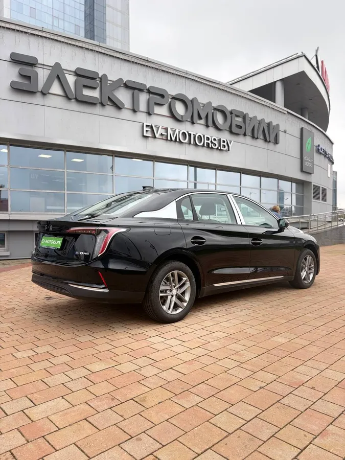HONGQI E-QM5 500KM TRAVEL EDITION 2025
