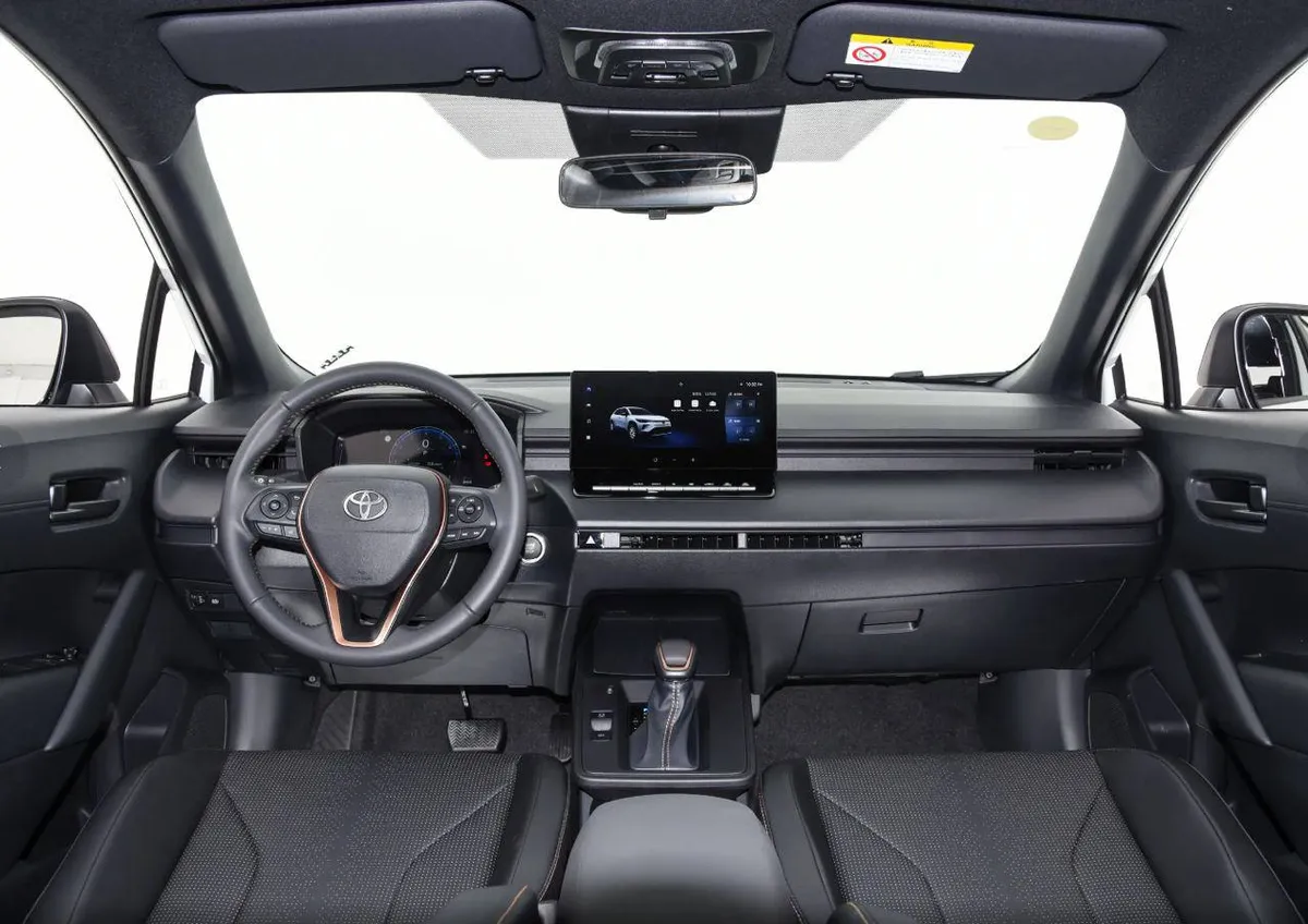 TOYOTA COROLLA SHARP 2026