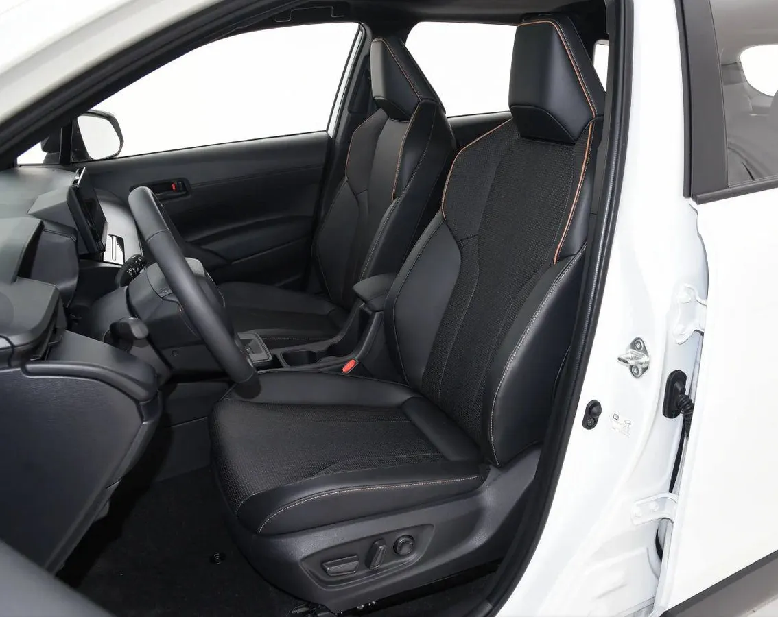TOYOTA COROLLA SHARP 2026