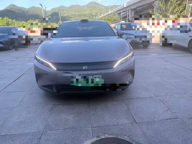 BYD HAN EV 2025