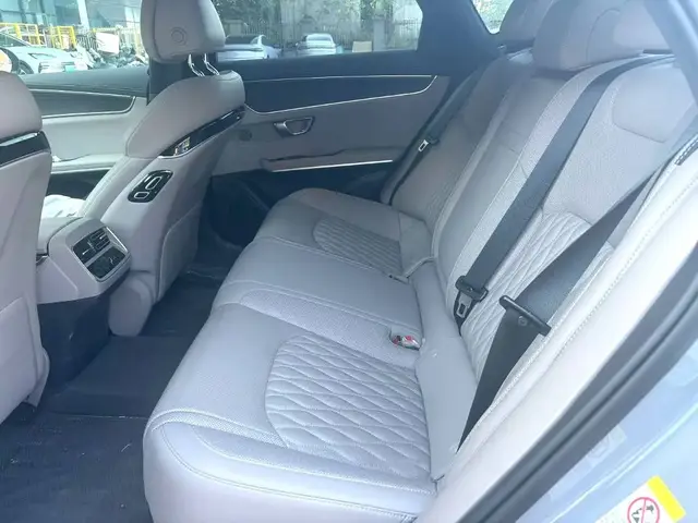 BYD HAN EV 2025