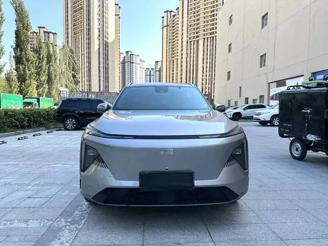 GEELY GALAXY L7 2023
