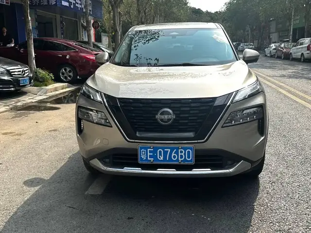 NISSAN X-TRAIL E-POWER 2023